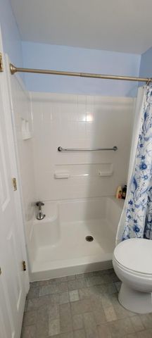 376 Briarwood Drive, Valparaiso, IN 46385