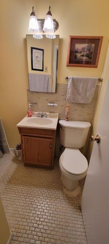 376 Briarwood Drive, Valparaiso, IN 46385