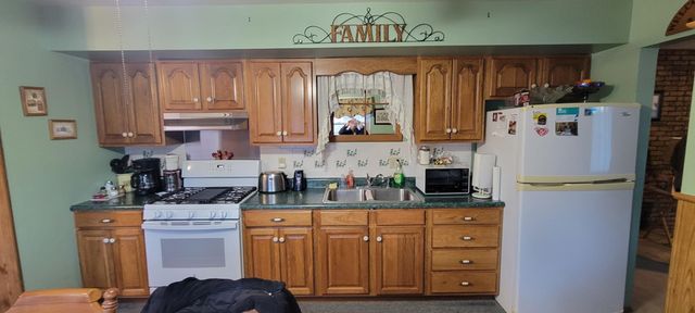 376 Briarwood Drive, Valparaiso, IN 46385