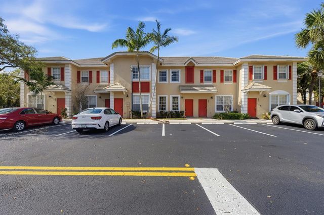 687 NW 42nd Avenue, Plantation, FL 33317