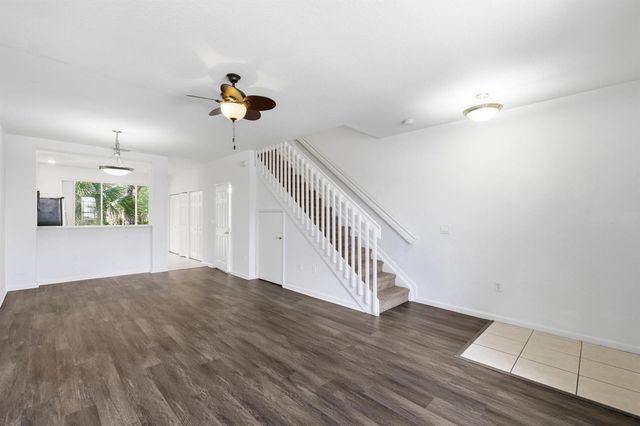 687 NW 42nd Avenue, Plantation, FL 33317