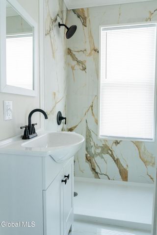 1356 Wing Avenue, Schenectady, NY 12303