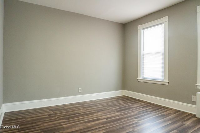 1356 Wing Avenue, Schenectady, NY 12303