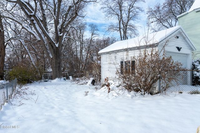 1356 Wing Avenue, Schenectady, NY 12303