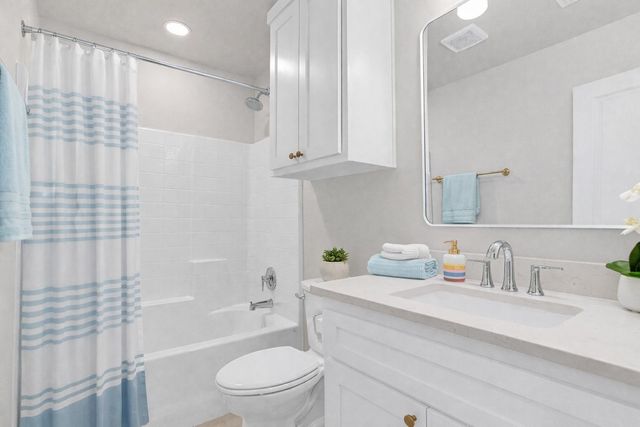 113 W Magnolia St, Troup, TX 75789