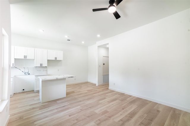 331 Delaware St, Houston, TX 77029