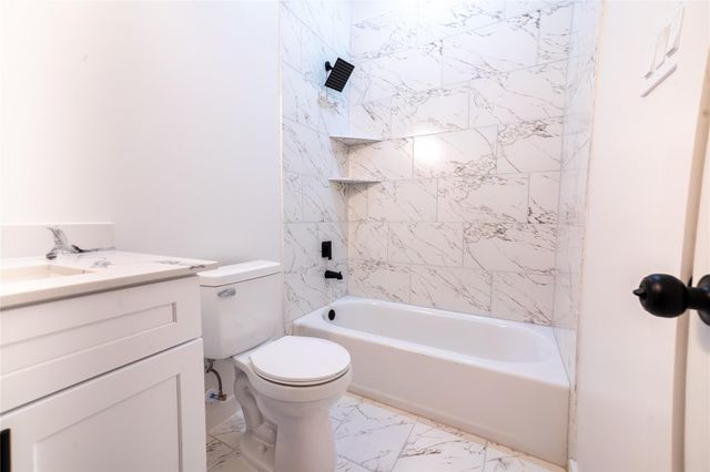 331 Delaware St, Houston, TX 77029