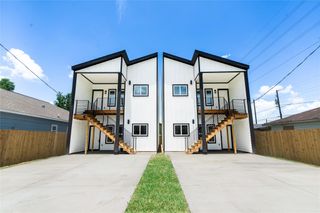 331 Delaware St, Houston, TX 77029