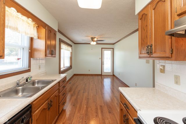 640 S School Street 28, Brownsburg, IN 46112