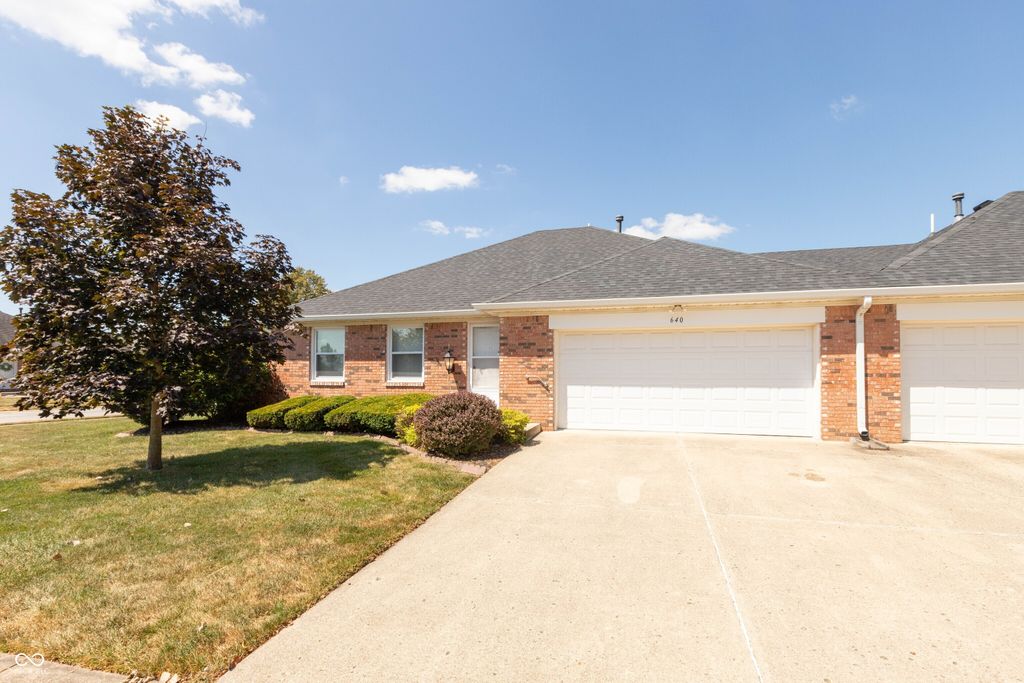 640 S School Street 28, Brownsburg, IN 46112