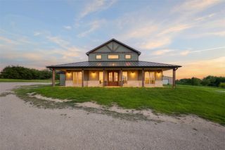 131 Angus Road, Waxahachie, TX 75167