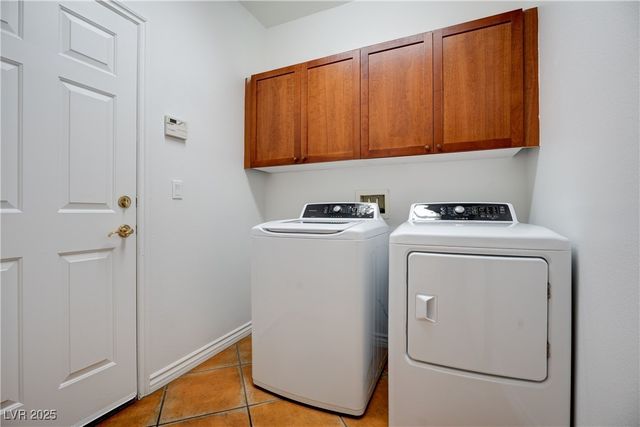 2412 Energized Court, Henderson, NV 89052