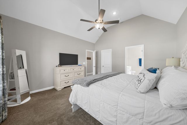 430 Clayton Ct, Pleasant View, TN 37146