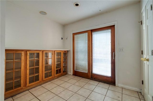 1401 E Oxford Place, Olathe, KS 66062