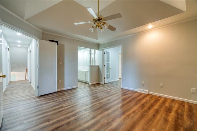 1401 E Oxford Place, Olathe, KS 66062