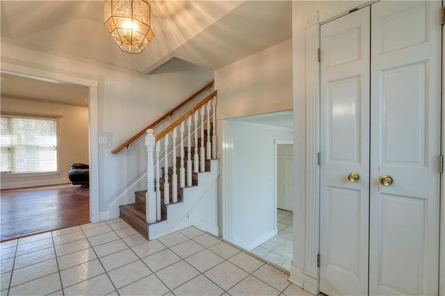 1401 E Oxford Place, Olathe, KS 66062