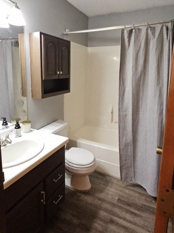 11775 Kerry Street NW, Coon Rapids, MN 55433