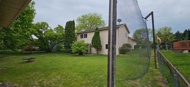 11775 Kerry Street NW, Coon Rapids, MN 55433