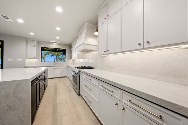 100 Brentwood Estates Drive, Trinidad, TX 75163