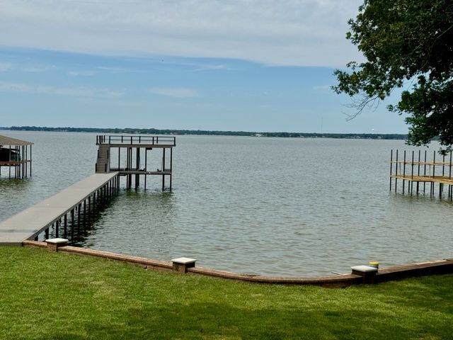 100 Brentwood Estates Drive, Trinidad, TX 75163