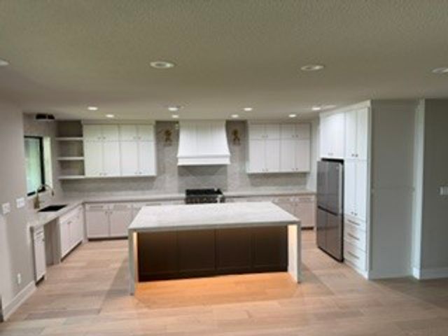 100 Brentwood Estates Drive, Trinidad, TX 75163