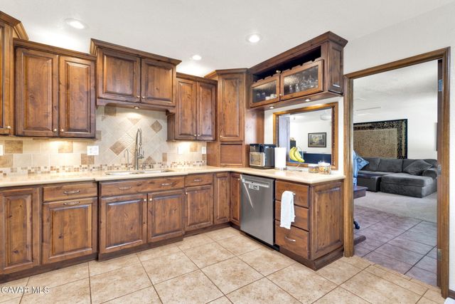 4139 W Avenue L6, Lancaster, CA 93536