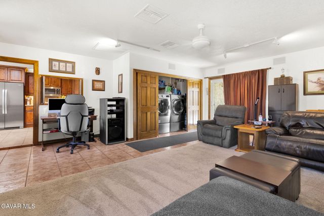 4139 W Avenue L6, Lancaster, CA 93536