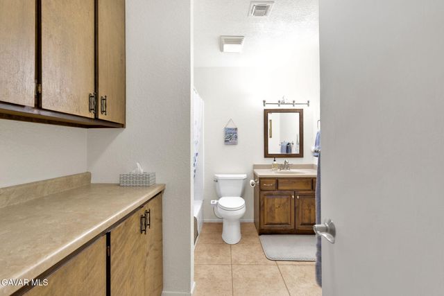 4139 W Avenue L6, Lancaster, CA 93536
