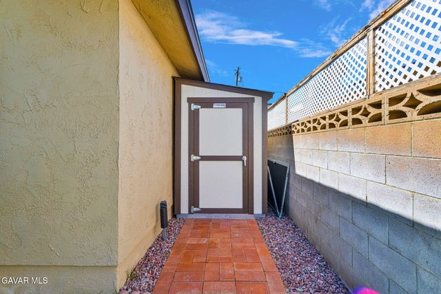 4139 W Avenue L6, Lancaster, CA 93536