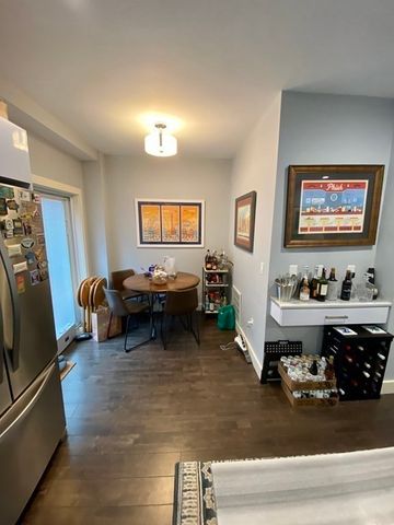 348 E St -, Boston, MA 02127