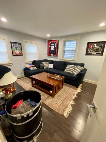 348 E St -, Boston, MA 02127