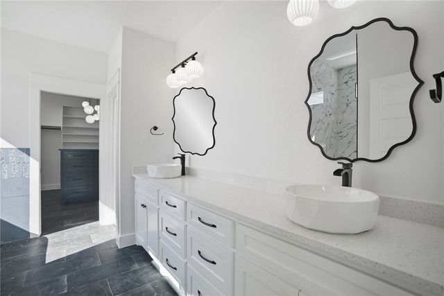 15 Tradewinds Circle, Rockport, TX 78382