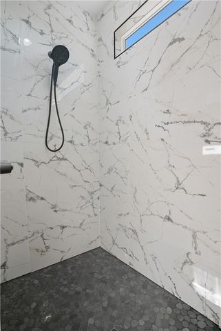 15 Tradewinds Circle, Rockport, TX 78382