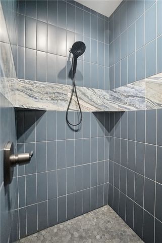 15 Tradewinds Circle, Rockport, TX 78382