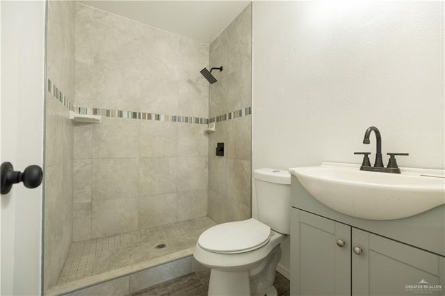 203 Barcelona Drive, Donna, TX 78537