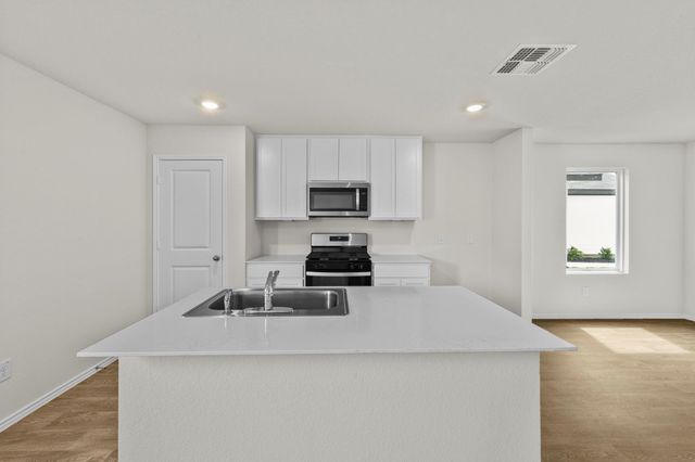 474 Low Pasture TRL, Maxwell, TX 78656