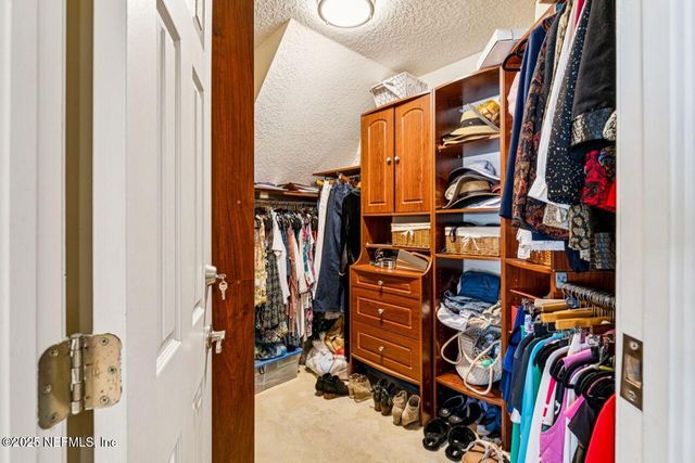 7854 E HEATHER LAKE Court E, Jacksonville, FL 32256