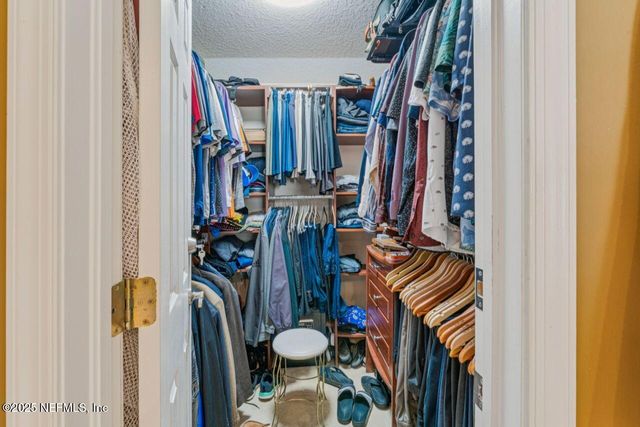 7854 E HEATHER LAKE Court E, Jacksonville, FL 32256