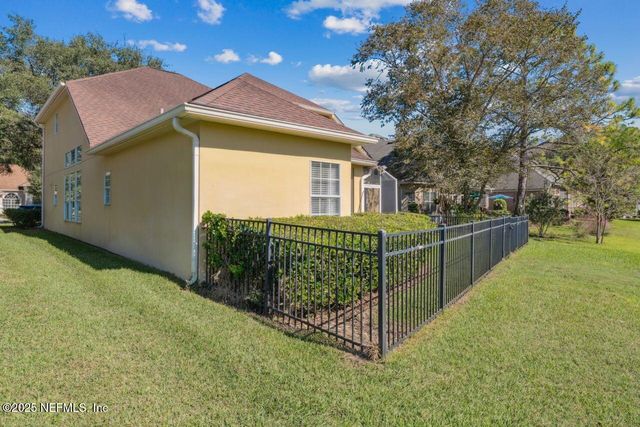 7854 E HEATHER LAKE Court E, Jacksonville, FL 32256