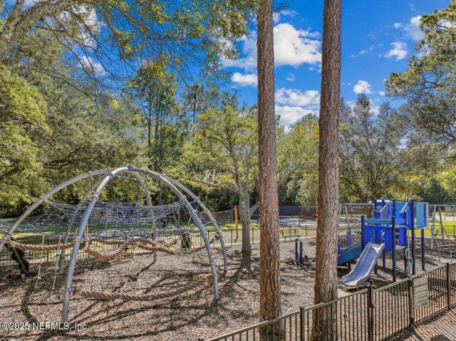 7854 E HEATHER LAKE Court E, Jacksonville, FL 32256