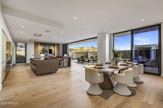 4849 N CAMELBACK RIDGE Drive B108, Scottsdale, AZ 85251