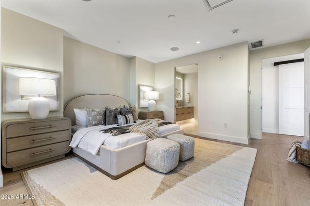 4849 N CAMELBACK RIDGE Drive B108, Scottsdale, AZ 85251