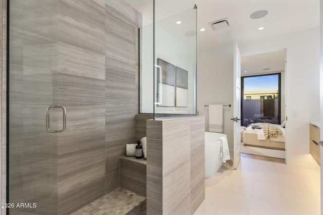 4849 N CAMELBACK RIDGE Drive B108, Scottsdale, AZ 85251