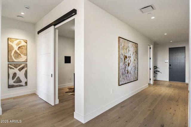 4849 N CAMELBACK RIDGE Drive B108, Scottsdale, AZ 85251