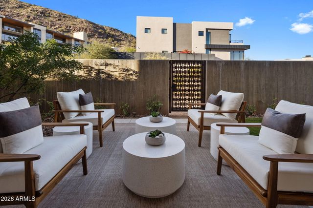 4849 N CAMELBACK RIDGE Drive B108, Scottsdale, AZ 85251