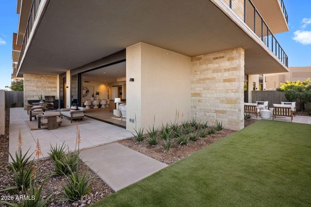 4849 N CAMELBACK RIDGE Drive B108, Scottsdale, AZ 85251