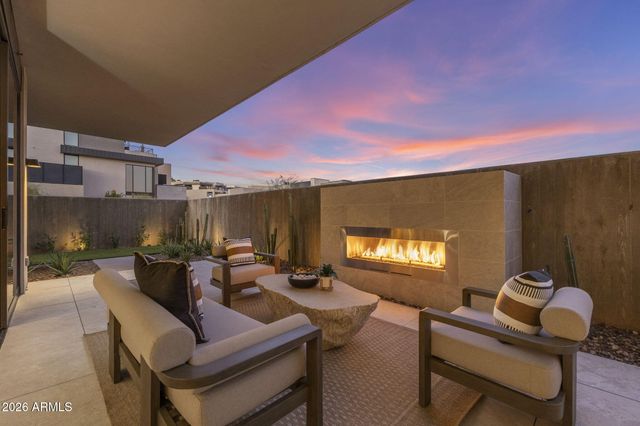 4849 N CAMELBACK RIDGE Drive B108, Scottsdale, AZ 85251