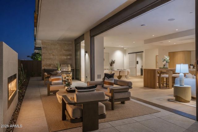 4849 N CAMELBACK RIDGE Drive B108, Scottsdale, AZ 85251