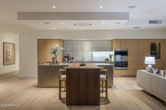 4849 N CAMELBACK RIDGE Drive B108, Scottsdale, AZ 85251