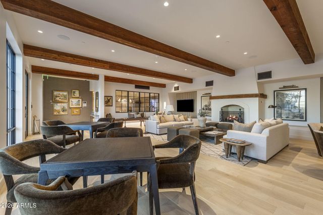 4849 N CAMELBACK RIDGE Drive B108, Scottsdale, AZ 85251